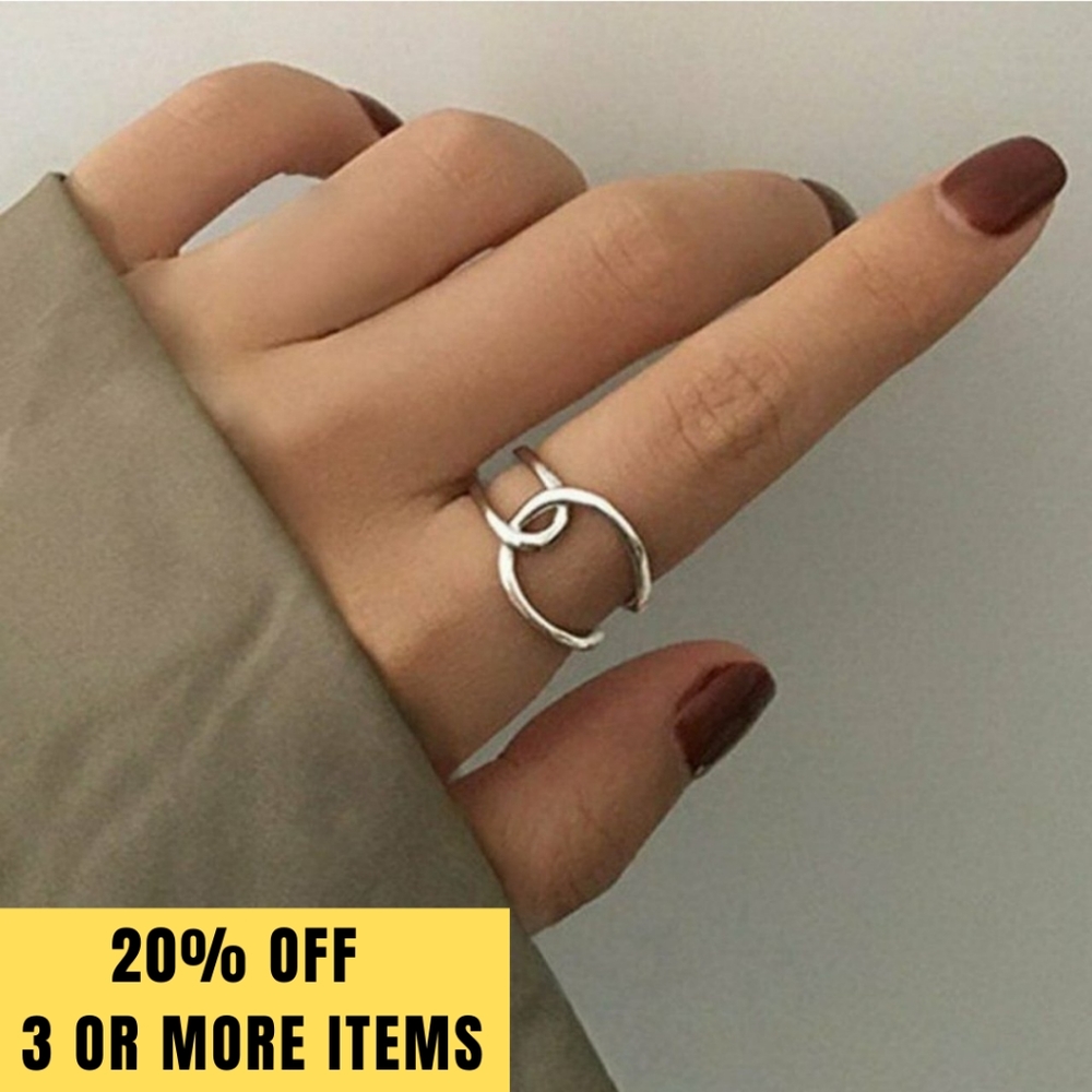 Nwot Silver Loop Ring - image 3